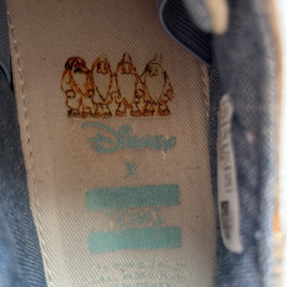 Toms Limited Edition Disney Seven Dwarfs Lenny Lace Up low top Kids Sneakers - Picture 5 of 12